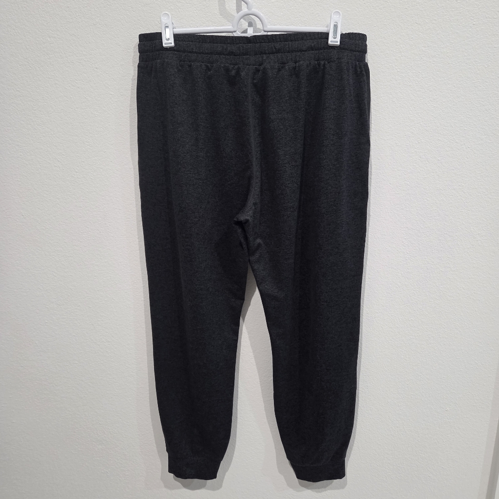 Vuori Performance Dreamknit Jogger Size L in Charcoal Heather - Picture 10 of 15